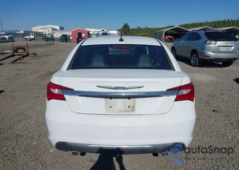 2013 Chrysler 200 Limited из США, поврежденный, VIN 1C3CCBCG6DN623564